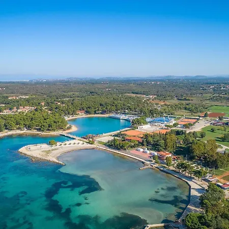 Stunning In With House A Panoramic View Umag