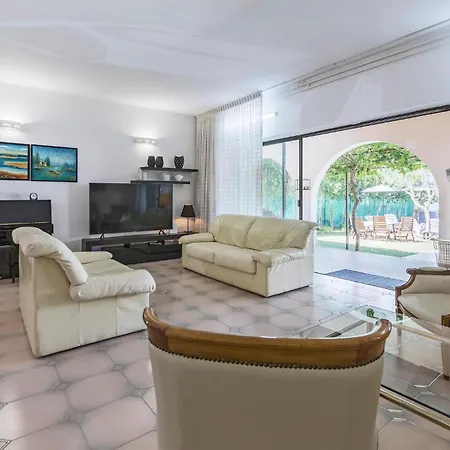 Stunning Home In Umag With House A Panoramic View Semesterbostad *