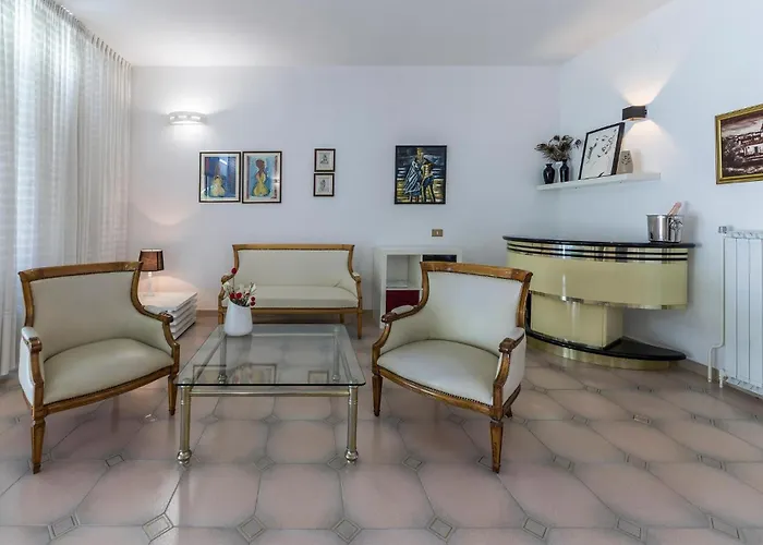 Stunning Home In Umag *