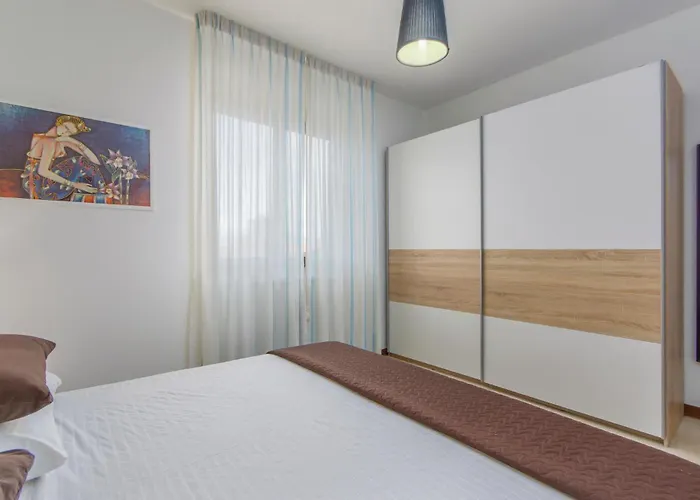Semesterbostad Stunning Home In Umag Umag