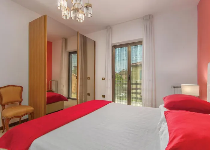 Stunning Home In Umag Semesterbostad