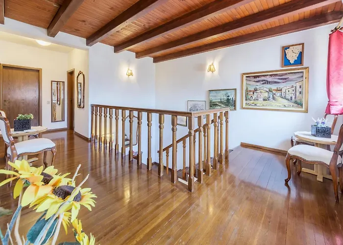 Stunning Home In Umag Semesterbostad
